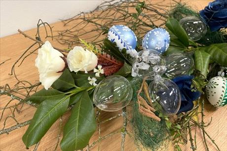 SOUT̎: P�iv�tejte jaro v kouzeln�m sv�t� skla Koulier na Oflend�