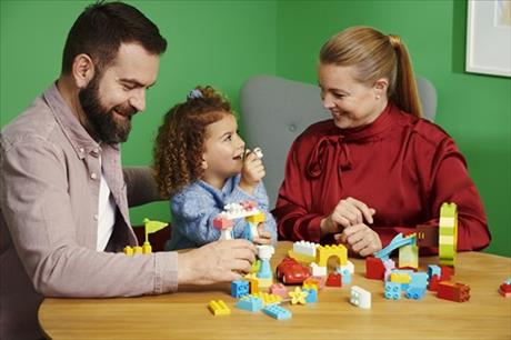 LEGO hrouz