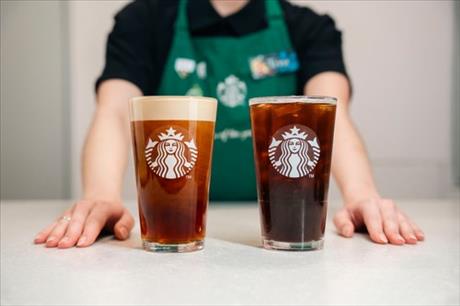 SOUT̎: Starbucks posiluje rann� ritu�ly a p�id�v� nov� chu�ov� kombinace