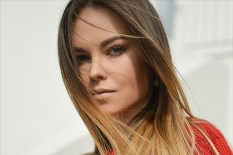 SOUT̎: Kr�sy orientu pro va�e vlasy