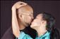 Man�elstv� s cizincem se zm�nilo v no�n� m�ru
