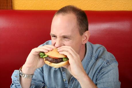 Steaky a hamburgery snižují kvalitu spermatu