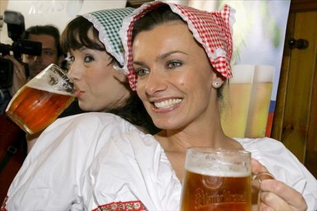 Alice Bendov� miluje pivo se �lutou limon�dou