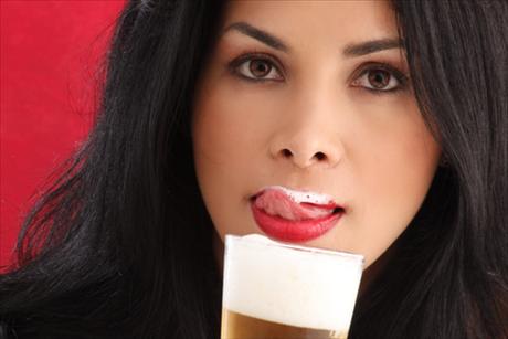 Pivo prospívá i ženám. Nejen na kosti