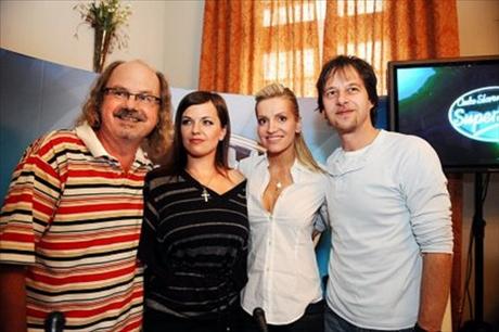 SuperStar: Unik�t, nebo star� vesta?