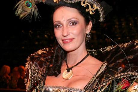 Sisa Sklovska oslnila zp�vem i diamantem