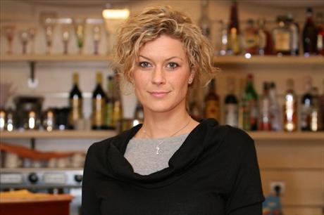 Katka Sto�esov� zve na d�mskou j�zdu!