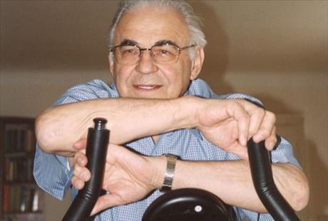 Kardin�l Miloslav Vlk: Rad�ji ly�e a kolo, ne� internet