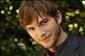 Charlie Sheen propadl, Ashton Kutcher je nejlep�� TV hv�zdou
