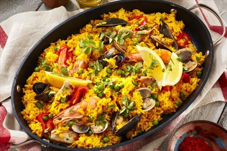 Paella s plody moe a kuecm masem