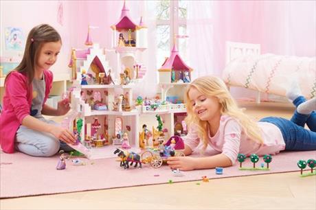 Hracky Playmobil vyuzivaji recyklaty